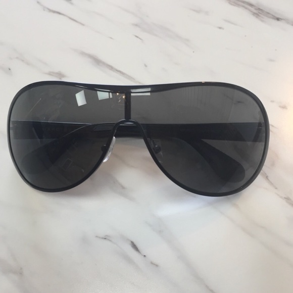 Marc Jacobs Accessories - Marc Jacobs aviator sunglasses